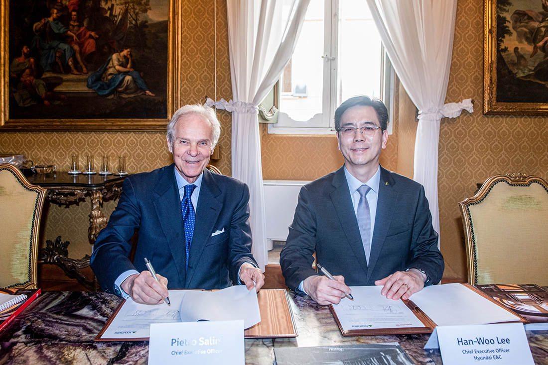 Hyundai E&C signing the ‘Strategic Memorandum of Understanding for Cooperation in Large-Scale Infrastructure and Energy Projects, including Pumped Storage Hydroelectricity’ with Webuild. Hyundai E&C signing the ‘Strategic Memorandum of Understanding for Cooperation in Large-Scale Infrastructure and Energy Projects, including Pumped Storage Hydroelectricity’ with Webuild.